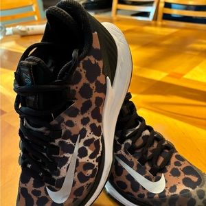 NIKE Court Air Zoom Shoes